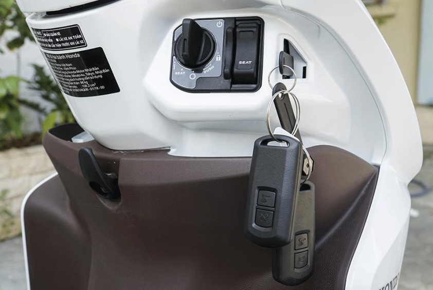 Những tính năng hiện đại đang dần phổ biến trên xe máy phổ thông tại Việt Nam 129517
