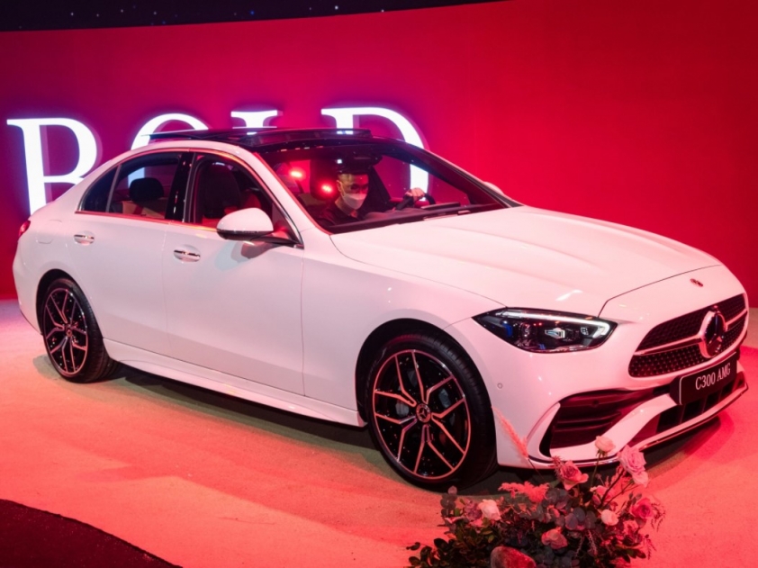 Mercedes-Benz C-Class 2022 ra mắt Việt Nam, giá xe tăng mạnh từ 1,669 tỷ đồng 131424