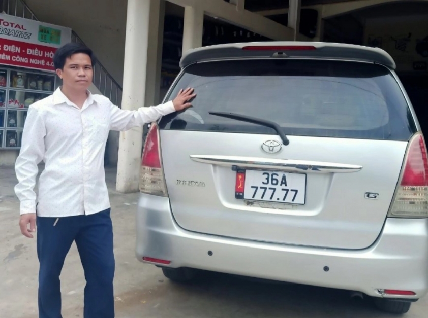 Chủ xe bốc trúng biển ngũ quý 7 khi mua Toyota Innova cũ 135706