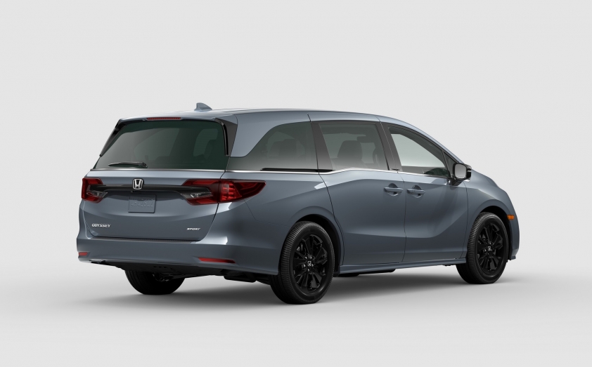 Đối thủ Kia Carnival lộ diện thế hệ mới, mang phong cách thể thao cực riêng 136599