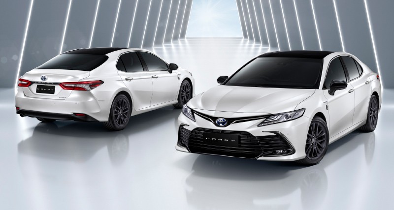 toyota-camry-60th-anniversary-1-9836