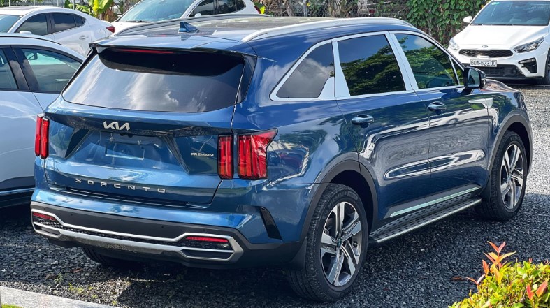 Kia Sorento phiên bản logo mới đã về đại lý Việt Nam, liệu giá bán có thay đổi? 145399