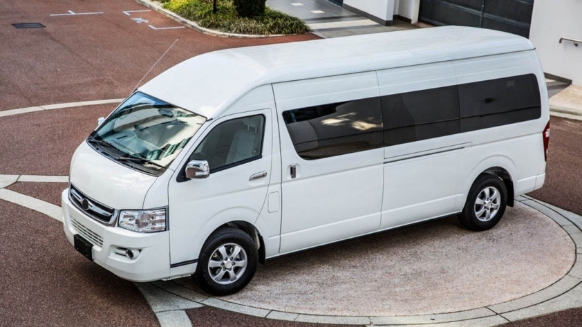 joylong-e6-electric-bus-2-6613-compressed