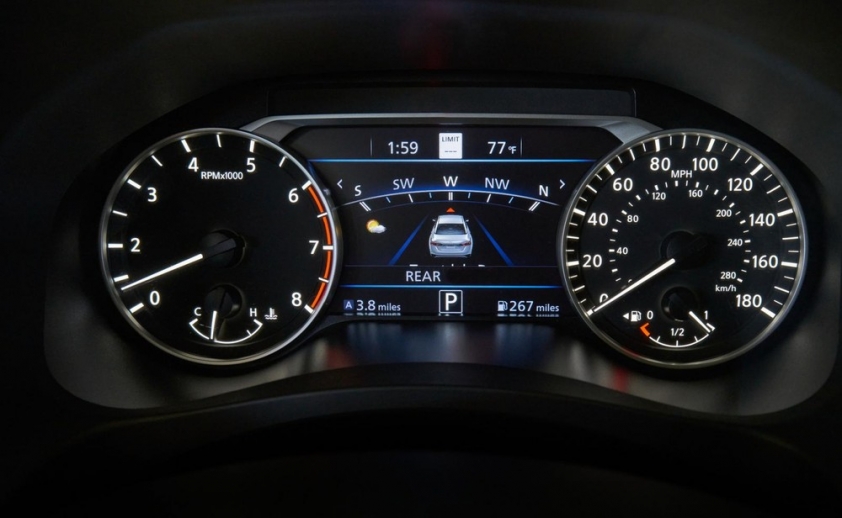 nissan-altima-2023-15-656a