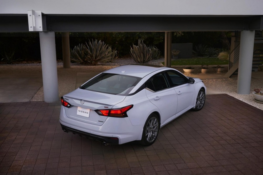 nissan-altima-2023-2-2ddd