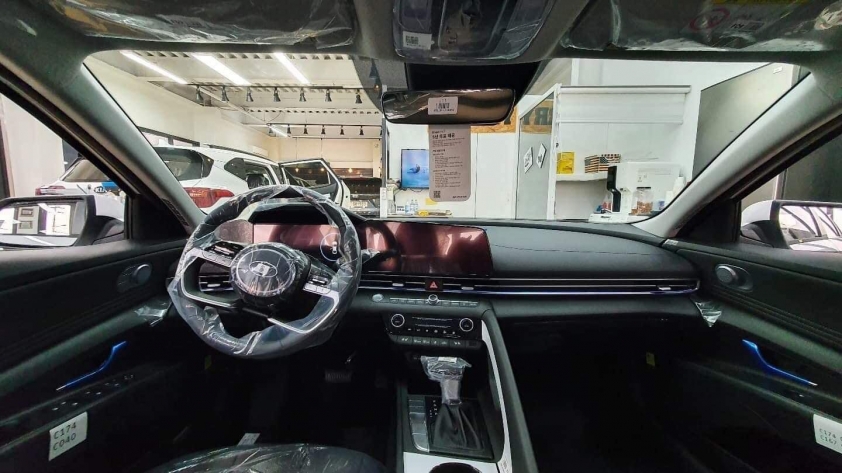 hyundai-elantra-2022-4-1634618624