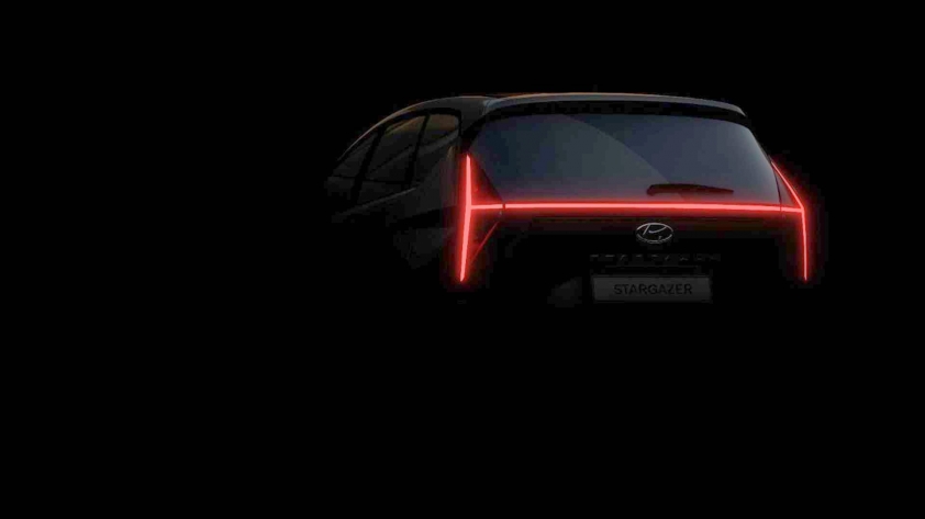 Hyundai-Stargazer-Teaser-3s