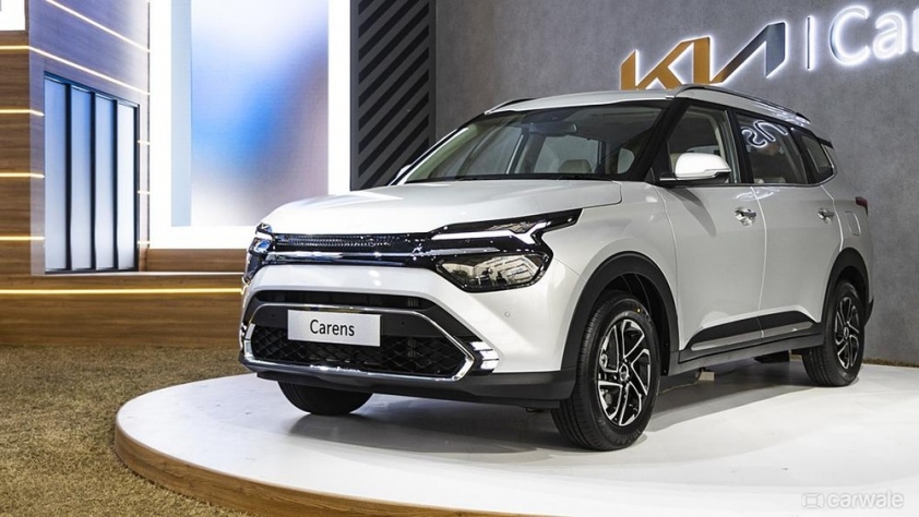 kia-carens-2022-1-d5a4-edfc