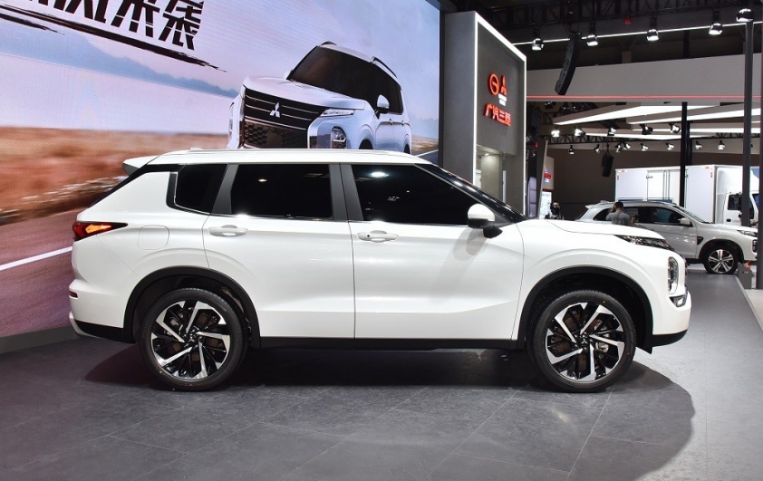 Mitsubishi Outlander 2022 ra mắt tại nước 'láng giềng' với động cơ tăng áp, sắp đến lượt Việt Nam 152774