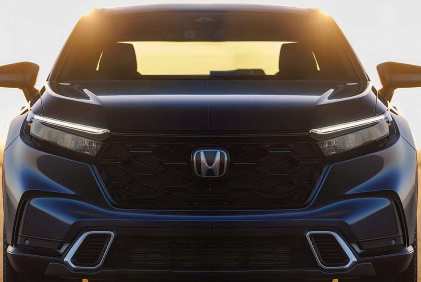 honda-cr-v-theophilus-mirror-front-1200x804