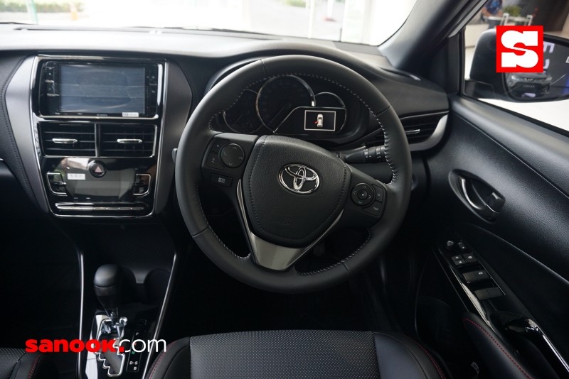 toyota-yaris-60th-anniversary-2022-14-eda0