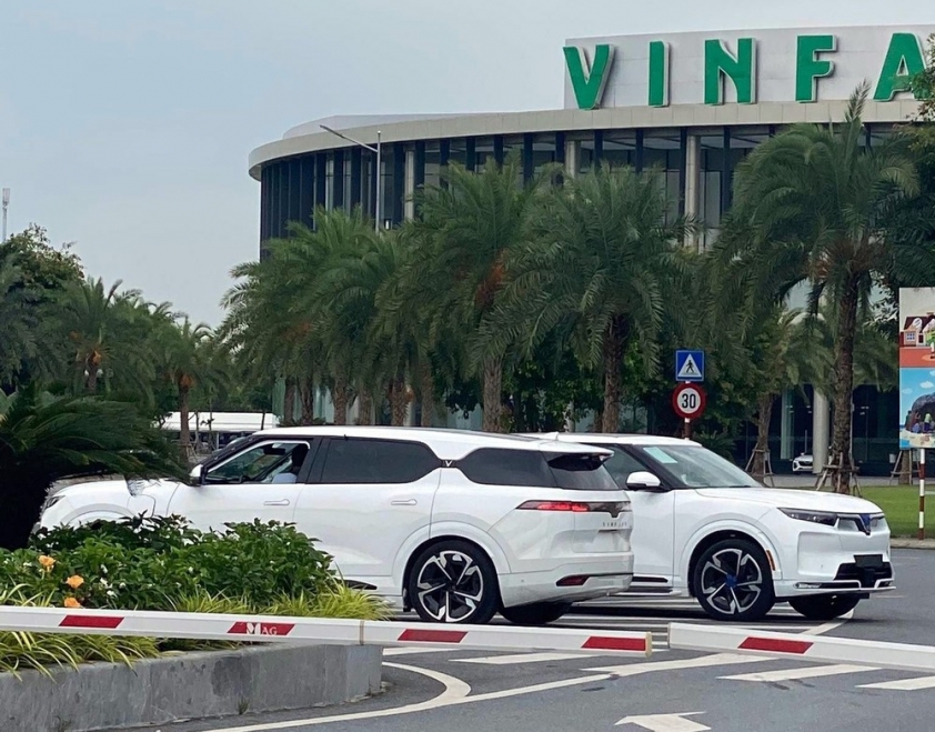 vinfast-vf9-xuat-hien-tai-nha-may-anh1-48fd