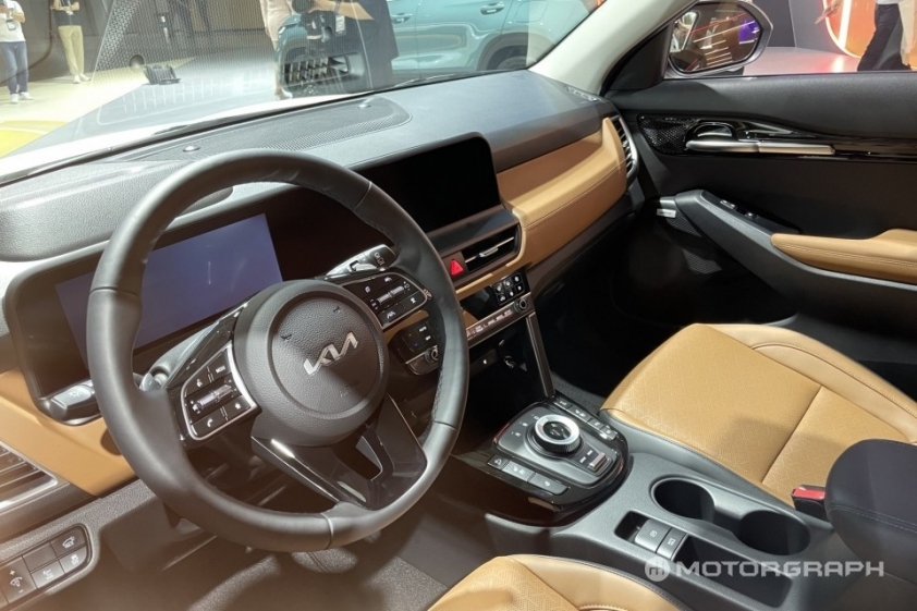 kia-seltos-2023-21-bf79