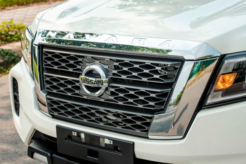 Nissan Navara 2022 chính thức 'lên kệ' với động cơ tăng áp kép mới, chốt giá từ 945 triệu đồng 158061