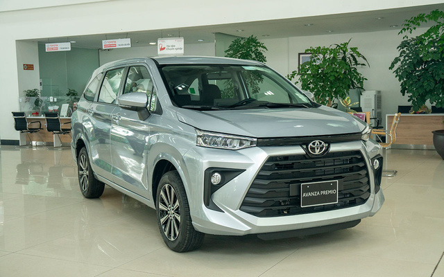 thong-so-xe-toyota-avanza-premio-2022-2-ban-khac-gi-nhau-ma-chenh-40-trieu-dong-danvietvn-24-16480258552841910124429-0-0-800-1280-crop-16480258633291081711595