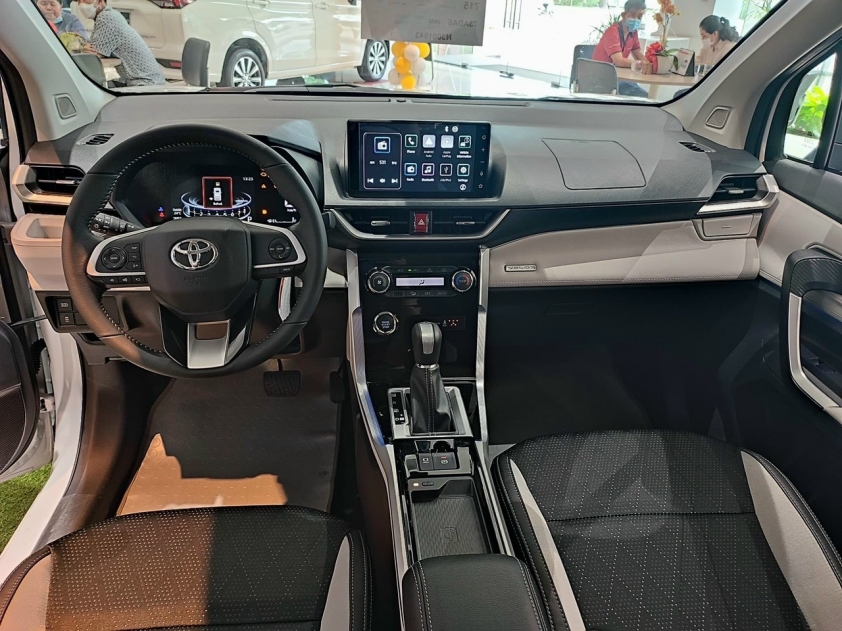 Toyota Veloz Cross tăng giá bán, nhiều khách hàng điêu đứng: 'Không mua thì mất cọc' 166476