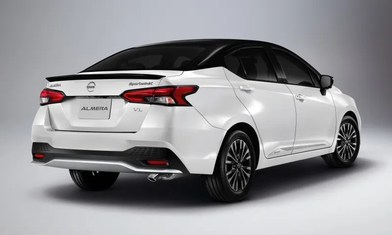 nissan-almera-sportech-x-2022-8-f570