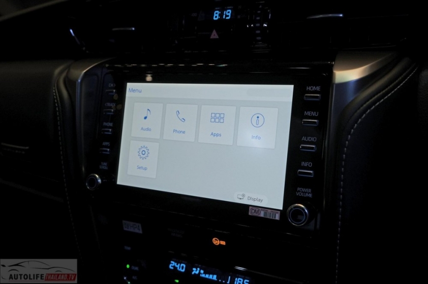 toyota-fortuner-leader-2022-18-452a