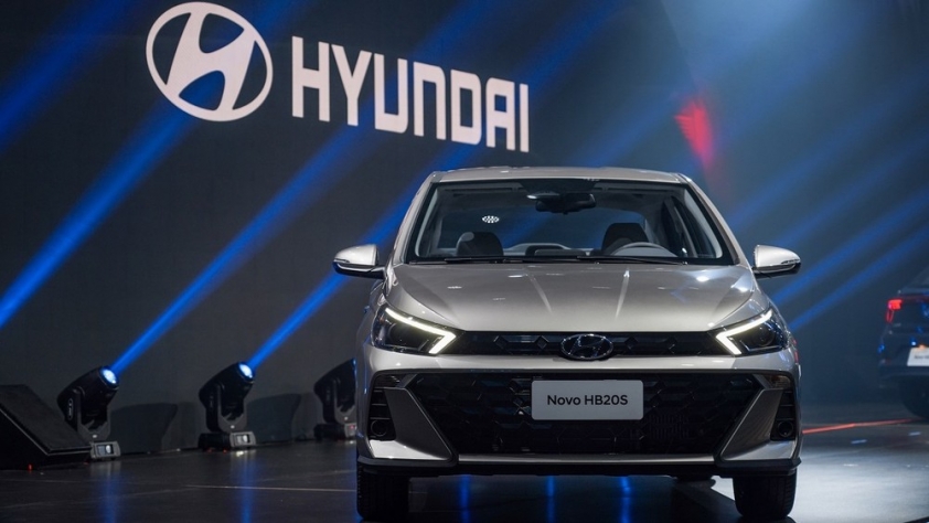 hyundai-hb20s-2023-10-461f