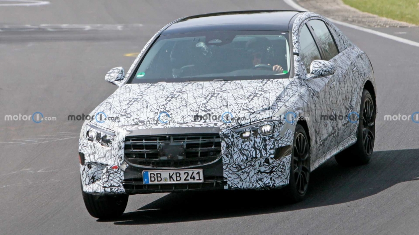 new-mercedes-benz-e-class-front-view-spy-photo-1