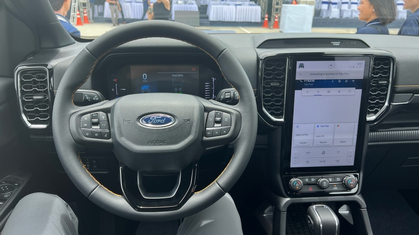 Ford Ranger 2022 chính thức ra mắt Việt Nam, giá bán từ 659 triệu đồng, tiếp tục 'thống trị' phân khúc 177466