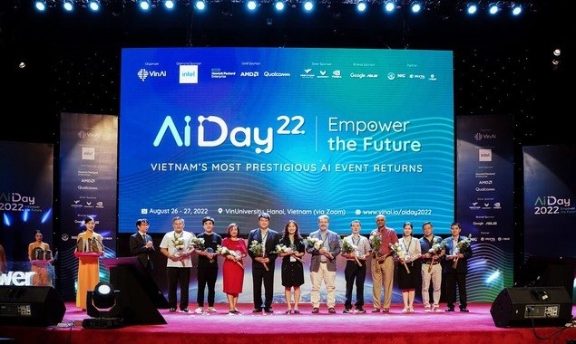 Xe điện VinFast sắp có thêm công nghệ hỗ trợ lái đột phá, có thể nhìn xuyên thấu xe 178041