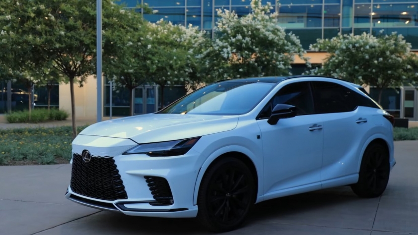 Lexus RX 2023 có giá bán dự kiến từ 4,1 tỷ đồng tại Việt Nam, tăng 'nhẹ' nửa tỷ so với giá cũ 180553