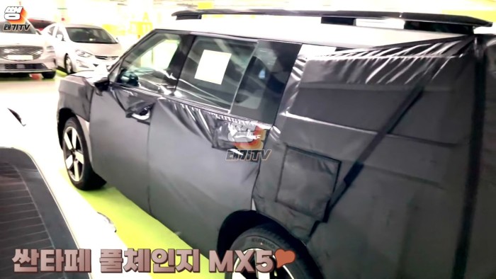 Xem trước thiết kế Hyundai Santa Fe 2024: Trông như Land Rover Defender của châu Á 180323
