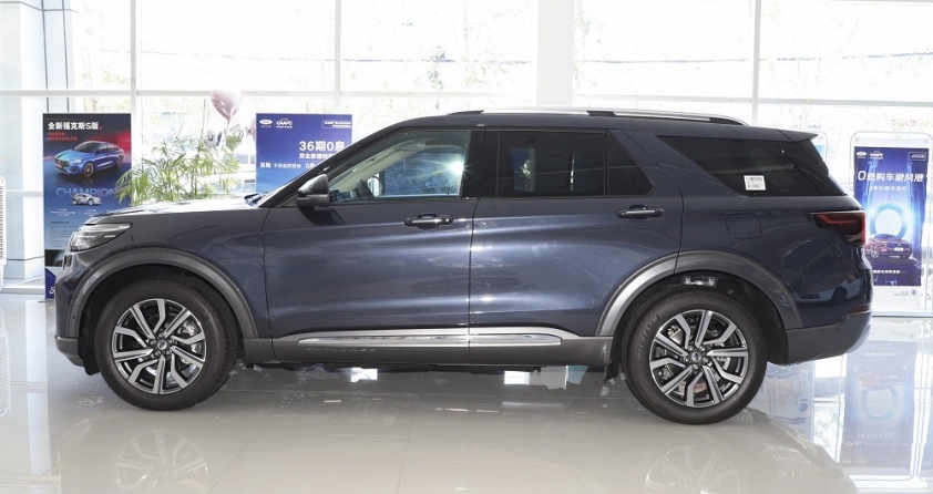 'Soi' Ford Explorer 2023 'bằng da bằng thịt' tại 'thị trường tỷ dân', giá bằng nửa Explorer tại Việt Nam 181094