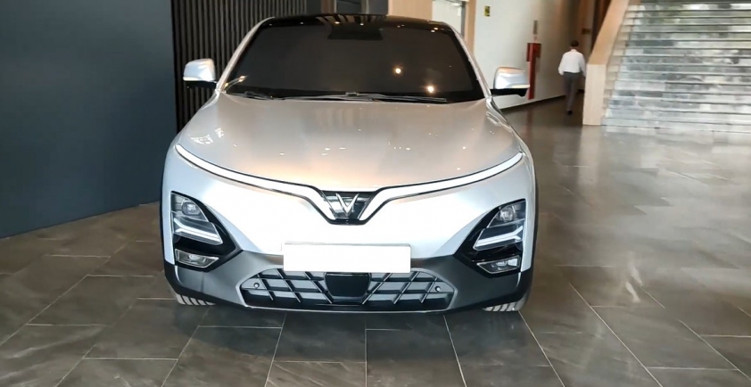 Bất ngờ VinFast VF 6 lộ diện 'trần trụi', để lộ thiết kế 190833