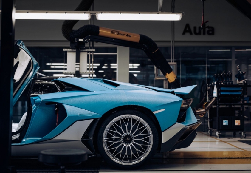 'Siêu xe quốc dân' Lamborghini Aventador chính thức bị khai tử 193704