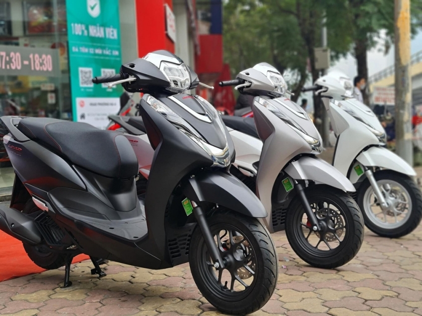 Giá Honda SH 125i/150i 2022 vẫn tiếp tục tăng mạnh, chênh tới gần 26 triệu đồng 198414