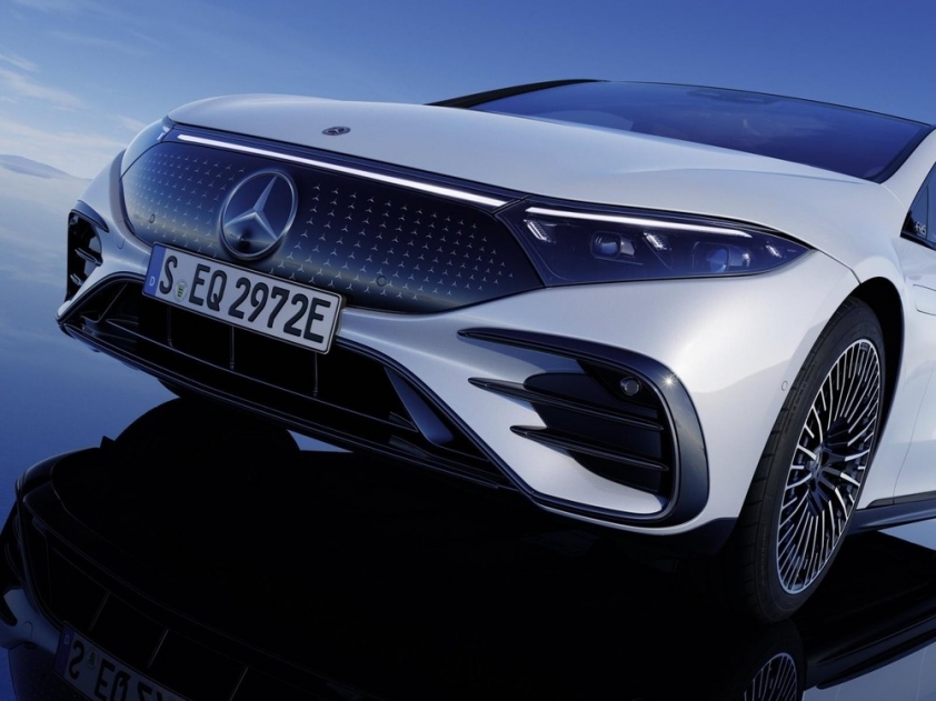 Mercedes-Benz chuẩn bị bán xe điện hạng sang tại Việt Nam, giá dự kiến từ 5,5 tỷ đồng 198493