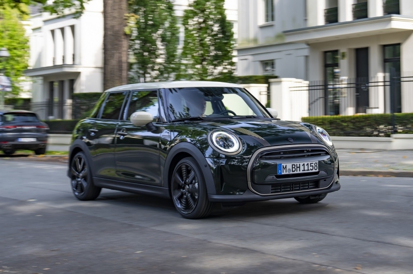 MINI ra mắt mẫu xe Cooper phiên bản đặc biệt tại Việt Nam, giá bán gần 2,3 tỷ đồng 207634