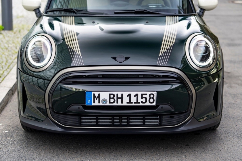 MINI ra mắt mẫu xe Cooper phiên bản đặc biệt tại Việt Nam, giá bán gần 2,3 tỷ đồng 207635