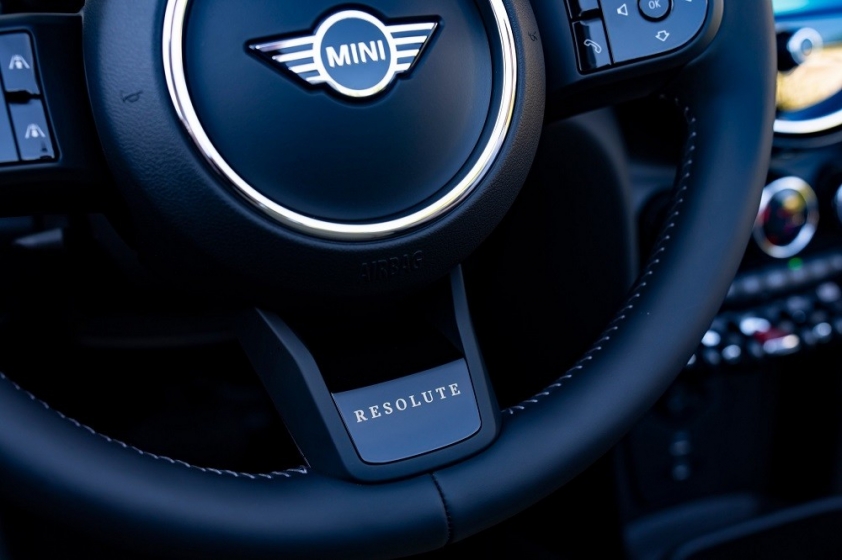 MINI ra mắt mẫu xe Cooper phiên bản đặc biệt tại Việt Nam, giá bán gần 2,3 tỷ đồng 207640