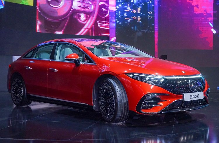 Khám phá mẫu xe điện hạng sang của Mercedes-Benz vừa ra mắt thị trường Việt Nam 209493