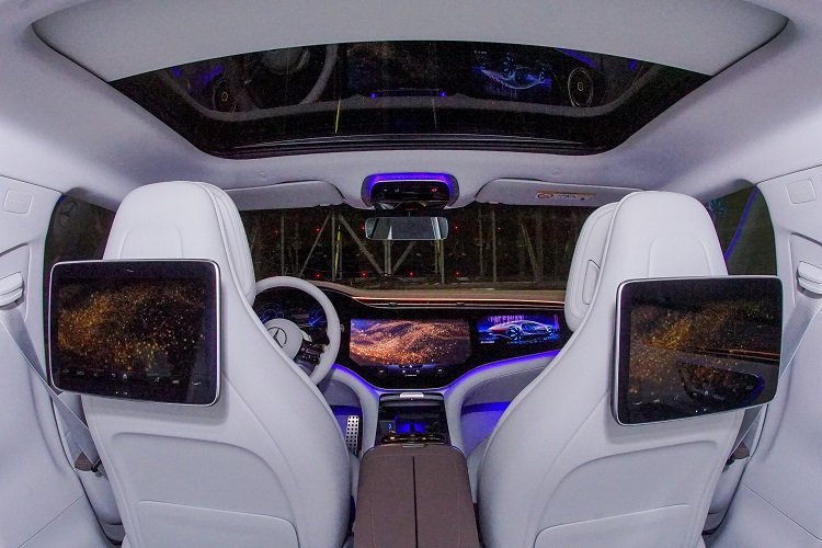 Khám phá mẫu xe điện hạng sang của Mercedes-Benz vừa ra mắt thị trường Việt Nam 209502