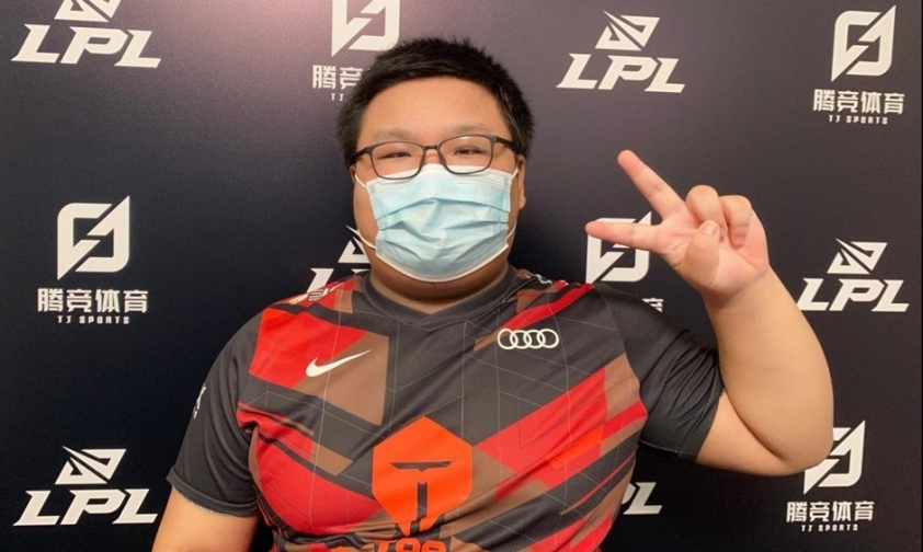 Phá game gặp ngay Faker, tuyển thủ LPL bị phạt 180 triệu VNĐ 117825