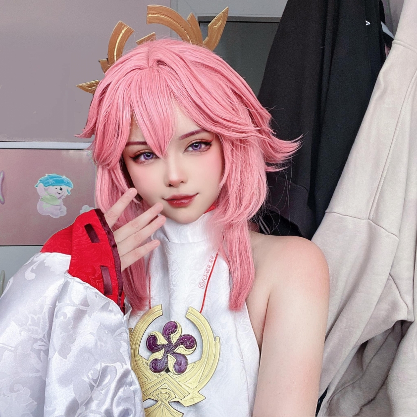 Nữ game thủ Genshin Impact cosplay kỷ niệm ngày kết thúc banner Yae Miko 118546