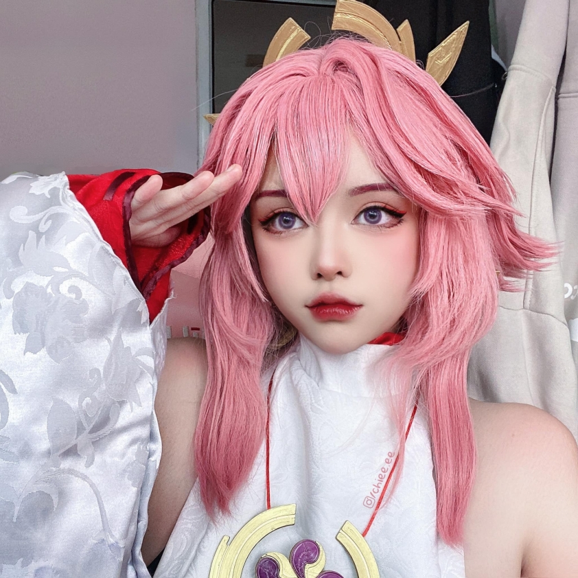 Nữ game thủ Genshin Impact cosplay kỷ niệm ngày kết thúc banner Yae Miko 118548