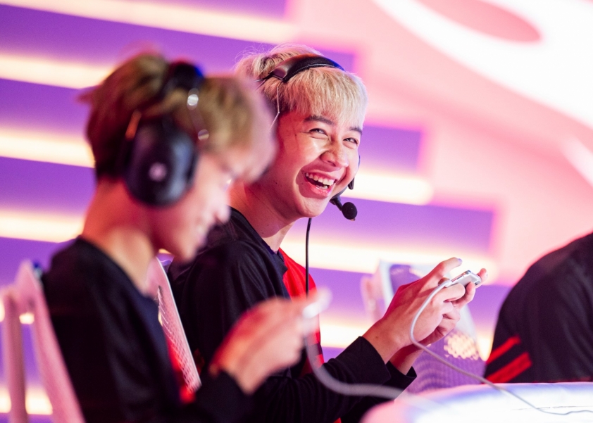 Team Flash tung bộ ảnh hậu trường cực ngầu tại CKTG Tốc Chiến 151674