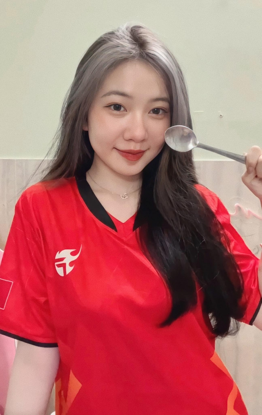 my nu dang anh thia co vu team flash tai cktg toc chien 9