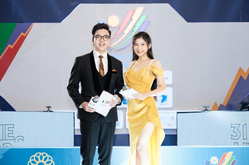 mc khanh an guong mat moi trien vong cua lang eSports 2