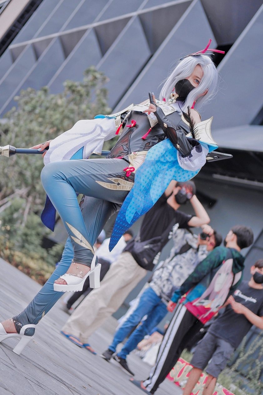 Cosplay Shenhe trong Genshin Impact lạnh lùng nhưng không kém phần xinh đẹp 172243