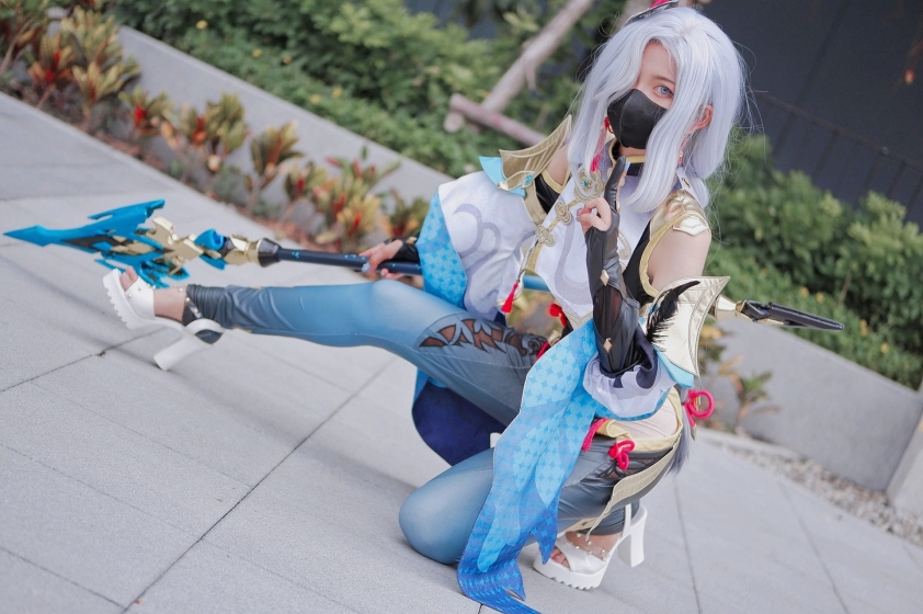 Cosplay Shenhe trong Genshin Impact lạnh lùng nhưng không kém phần xinh đẹp 172244