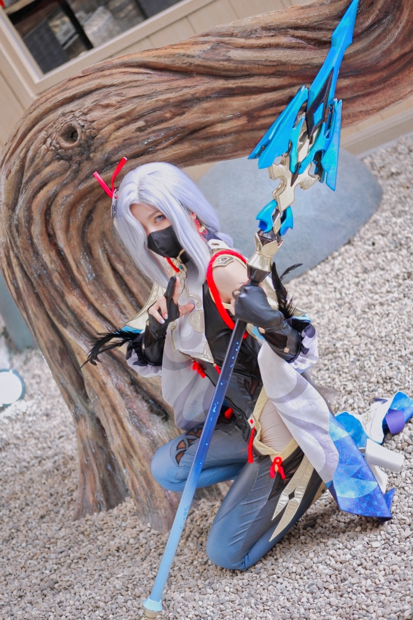 Cosplay Shenhe trong Genshin Impact lạnh lùng nhưng không kém phần xinh đẹp 172245