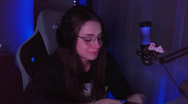 Tán gái đỉnh như s1mple, donate 2 tỷ cho nữ streamer mua xe tặng mẹ 174427