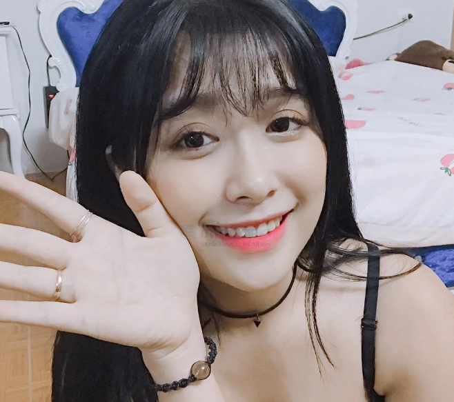 Nữ streamer Milona là ai? 177544