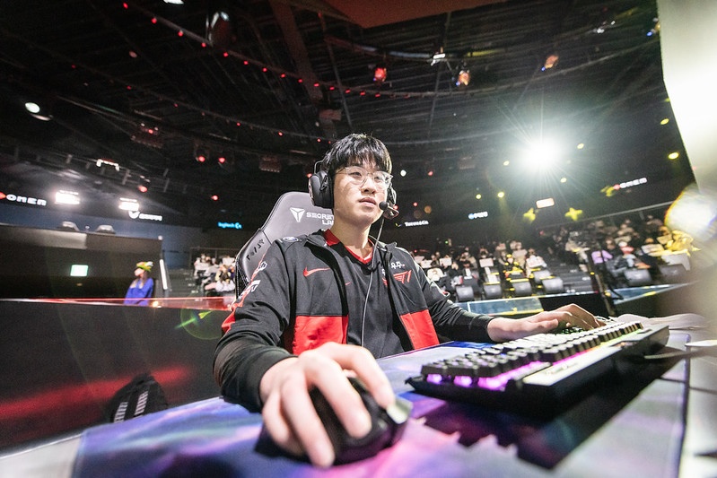 T1 Zeus: 'Tôi nóng lòng được đối đầu với các toplaner của LPL' 177376